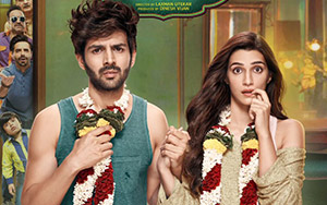 Poster of Luka Chuppi (March 01, 2019) starring Kartik Aaryan and Kriti Sanon